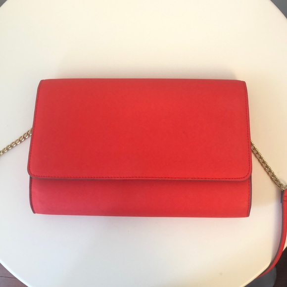 H&M Red Faux Saffiano Crossbody Purse - Picture 2 of 8